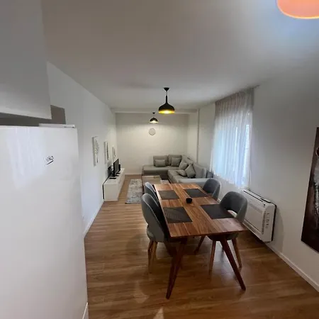 Ana's Apartment *